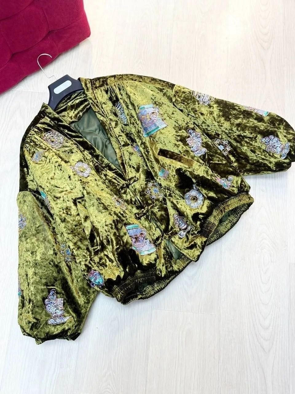 куртка бомбер,куртка модная,куртка,зимняя куртка свободного кроя juicy couture красный,куртка женская