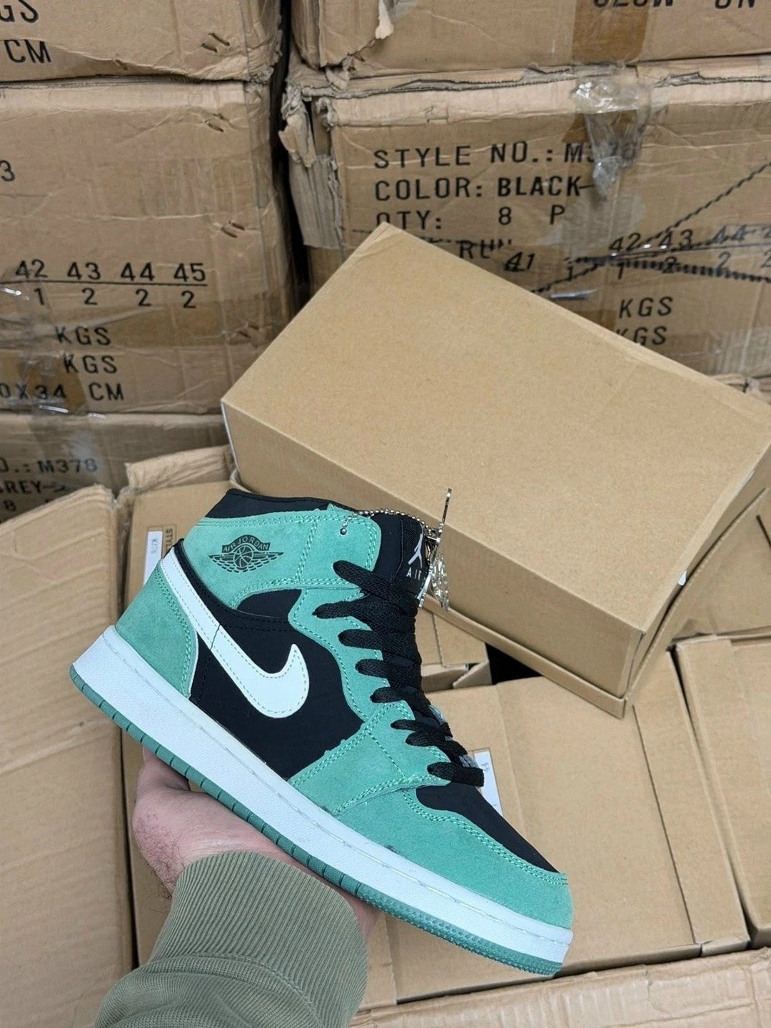 air jordan 1 mid pine green,кроссовки,nike air jordan 1,nike air jordan 1 mid,кроссовки nike air jordan 1