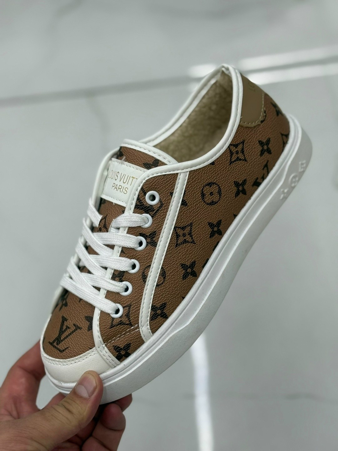 ,кеды louis vuitton,луи виттон кеды,кроссовки louis vuitton,луи виттон кроссовки