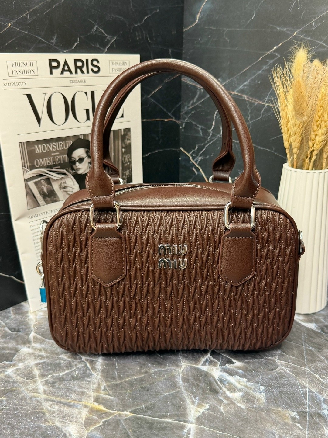 сумка,сумка miu miu,сумки миу миу,miu miu сумка на плечо,модная сумка