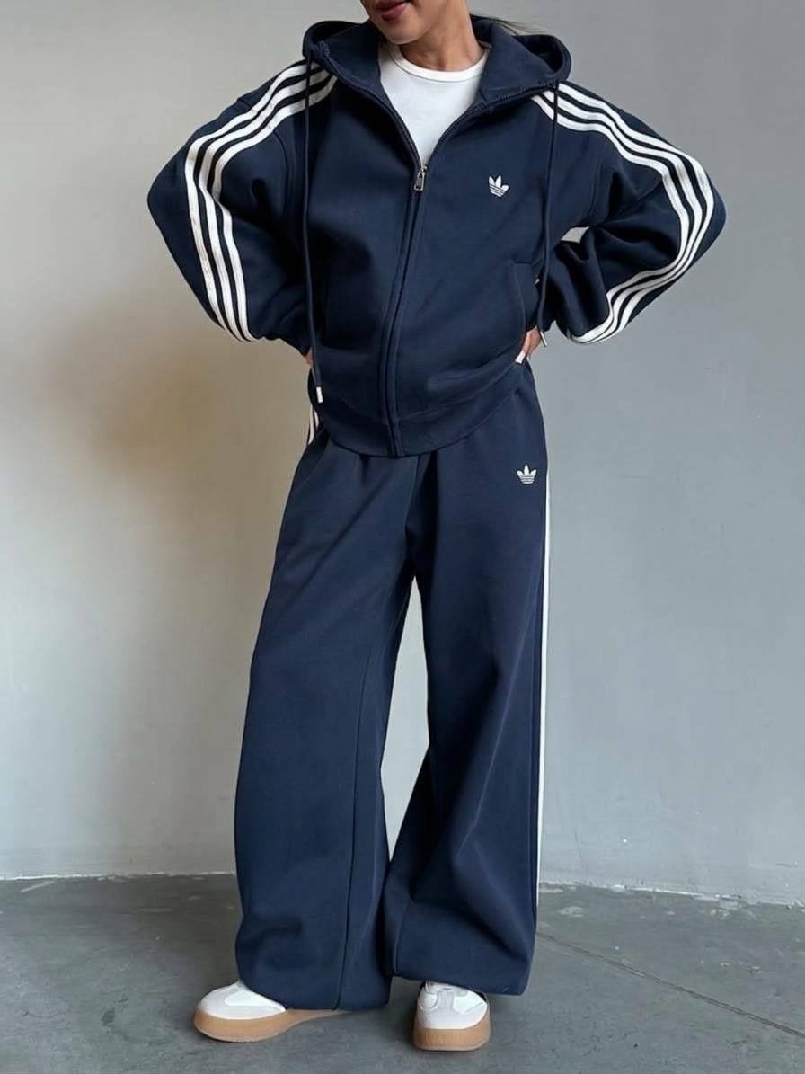спортивный костюм женский adidas,спортивные костюмы женские,костюм спортивный adidas sportswear,adidas tracksuit womens white,костюм адидас
