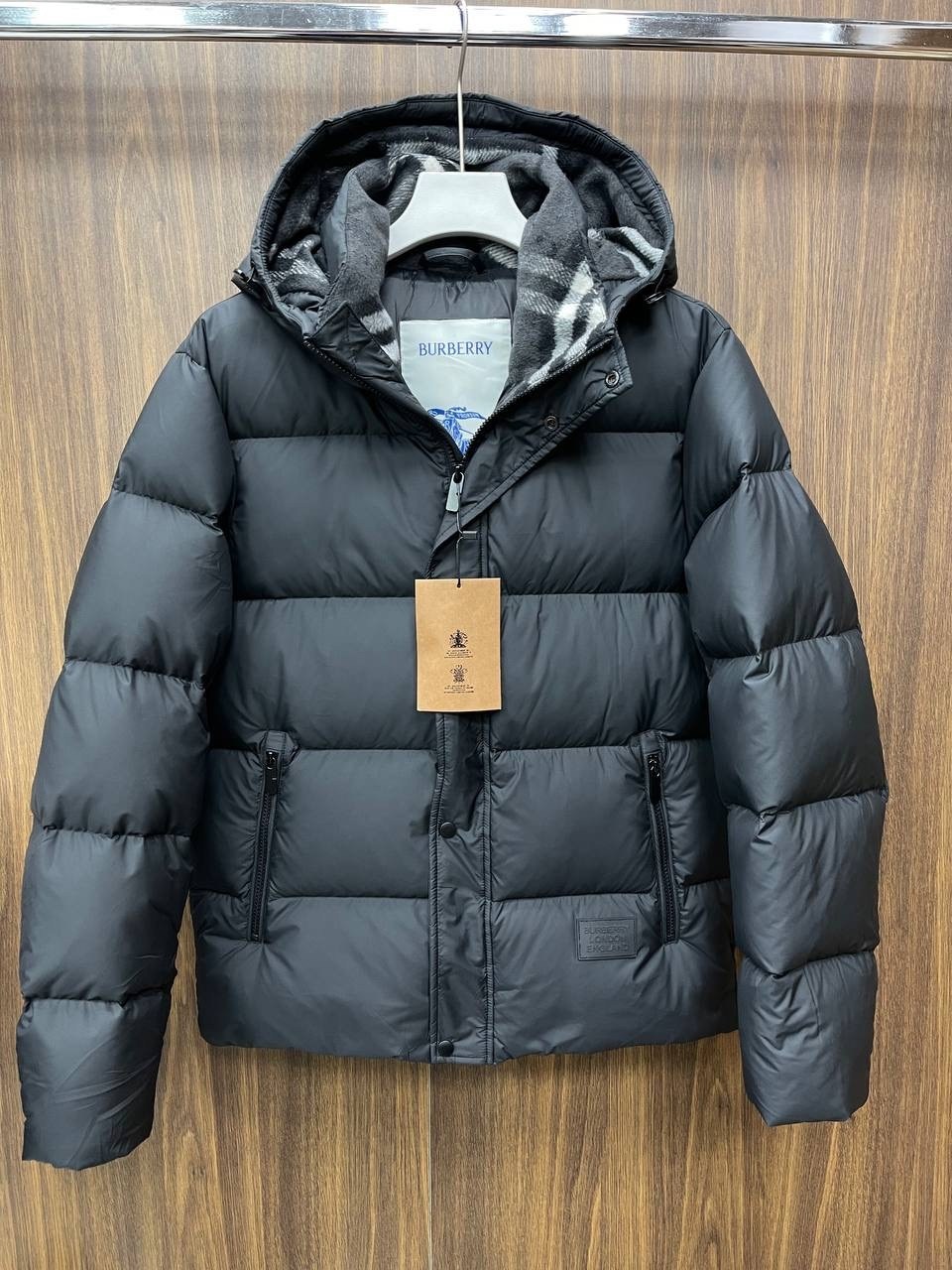 burberry пуховик,пуховик мужской burberry,пуховик барбери мужской,зимняя мужская куртка burberry,пуховик burberry трансформер