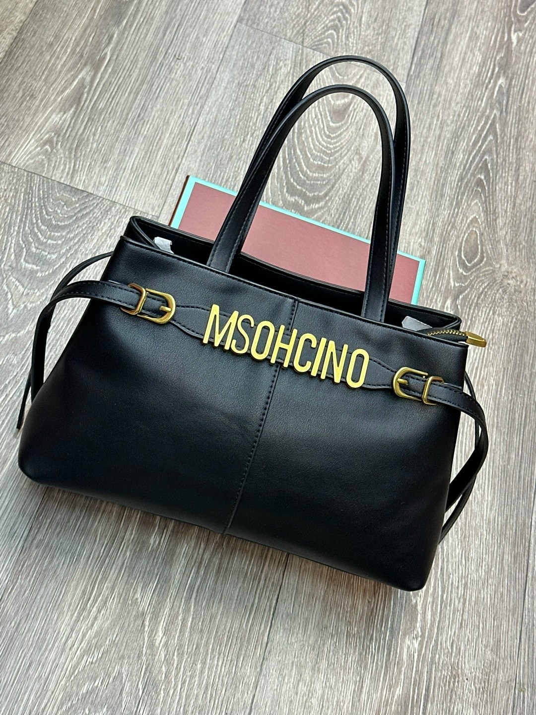 сумка,женская сумка,модная сумка,сумка love moschino,женская сумочка