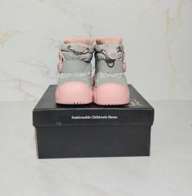 Кроссовки