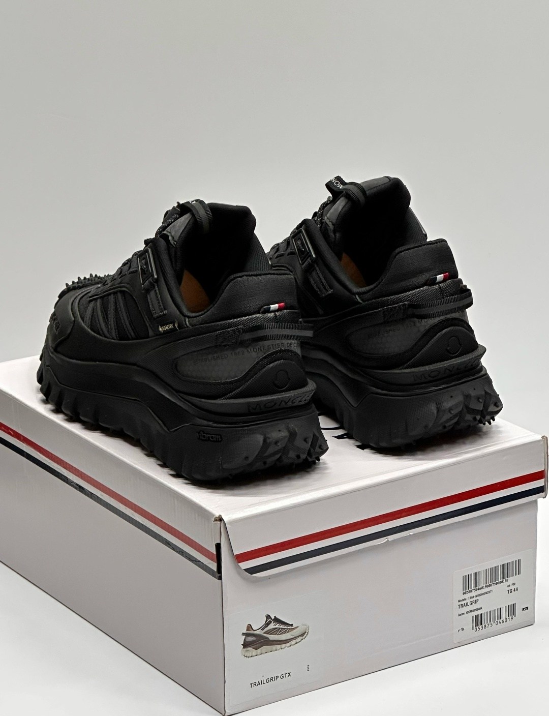кроссовки trailgrip gtx moncler черный,кроссовки moncler trailgrip gtx,низкие кроссовки moncler trailgrip gtx черный,кроссовки moncler,кроссовки