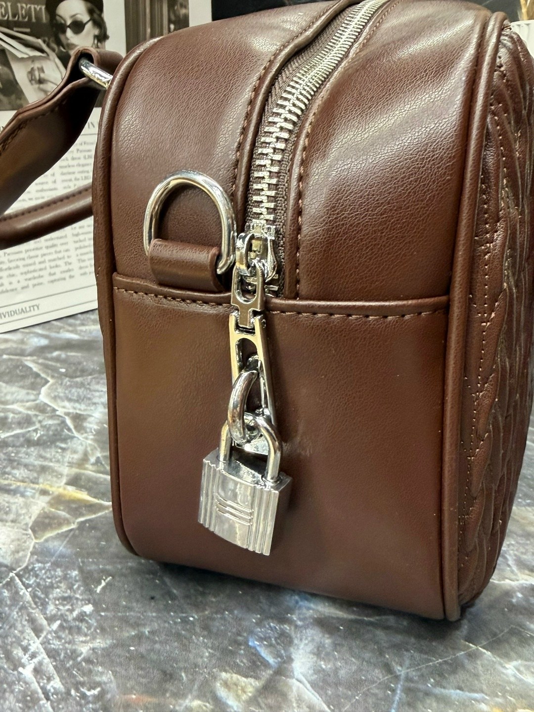 сумка,сумка miu miu,сумки миу миу,miu miu сумка на плечо,модная сумка