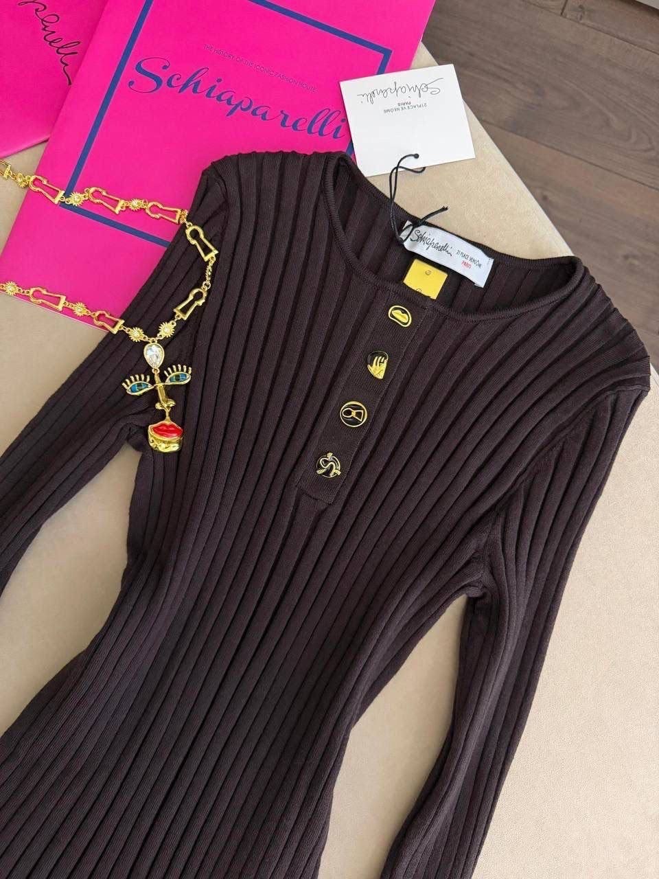 одежда для женщин,трикотажный лонгслив,schiaparelli одежда,кофта женская,кофточка с пуговицами