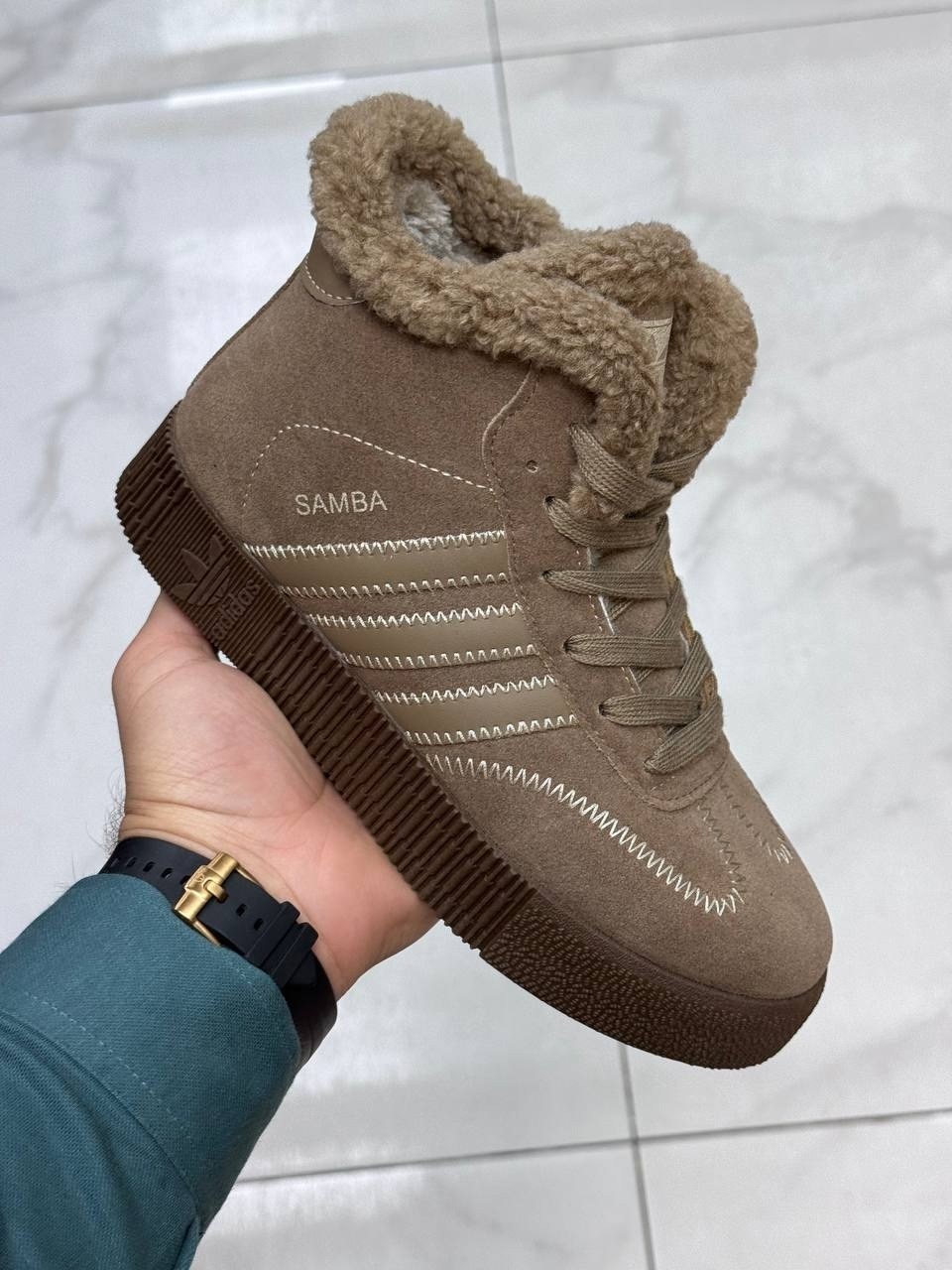,кроссовки высокие adidas samba зимние с мехом,кроссовки зимние женские,кроссовки зимние,женские кроссовки
