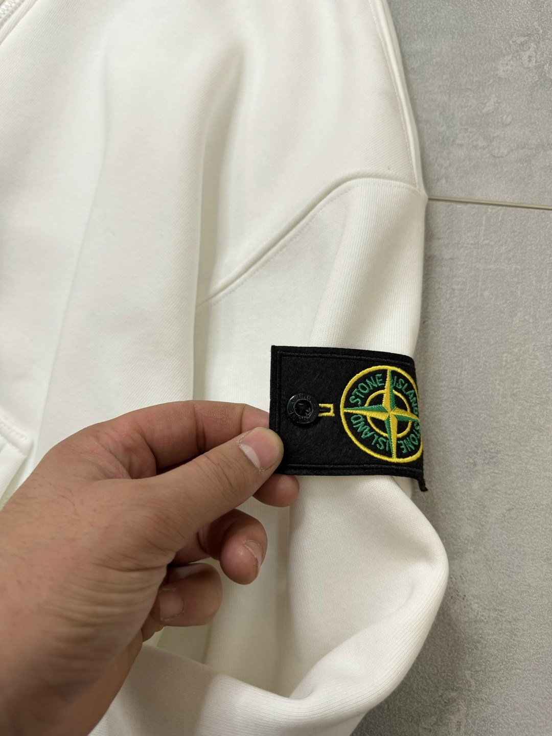 зип худи stone island,белая зип худи stone island,худи stone island,кофта стон айленд,толстовка stone island