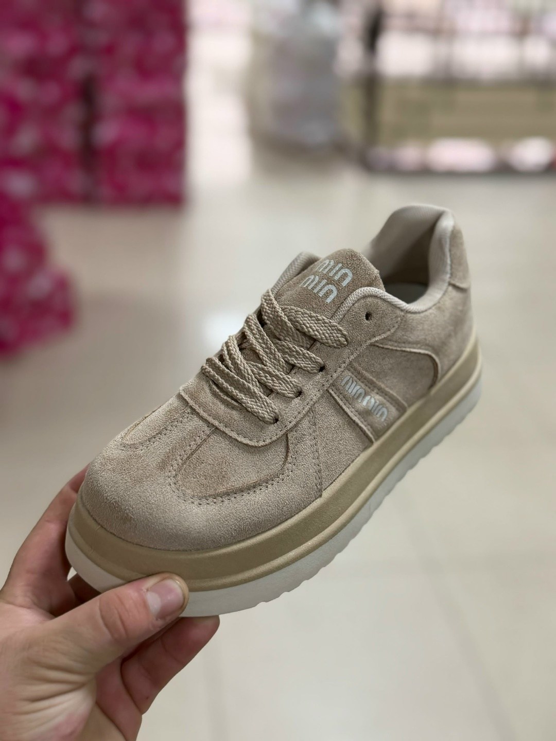 ,кроссовки ugg,женские кроссовки, женская,кроссовки большие