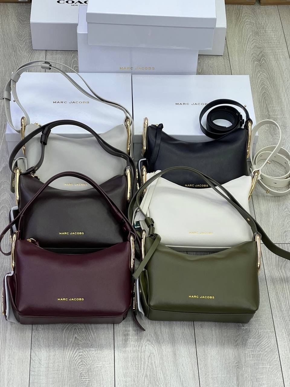 marc jacobs сумка женская,сумка marc jacobs натуральная кожа,сумка marc jacobs,сумка-хобо через плечо marc jacobs,сумка-хобо от marc jacobs из натуральной кожи