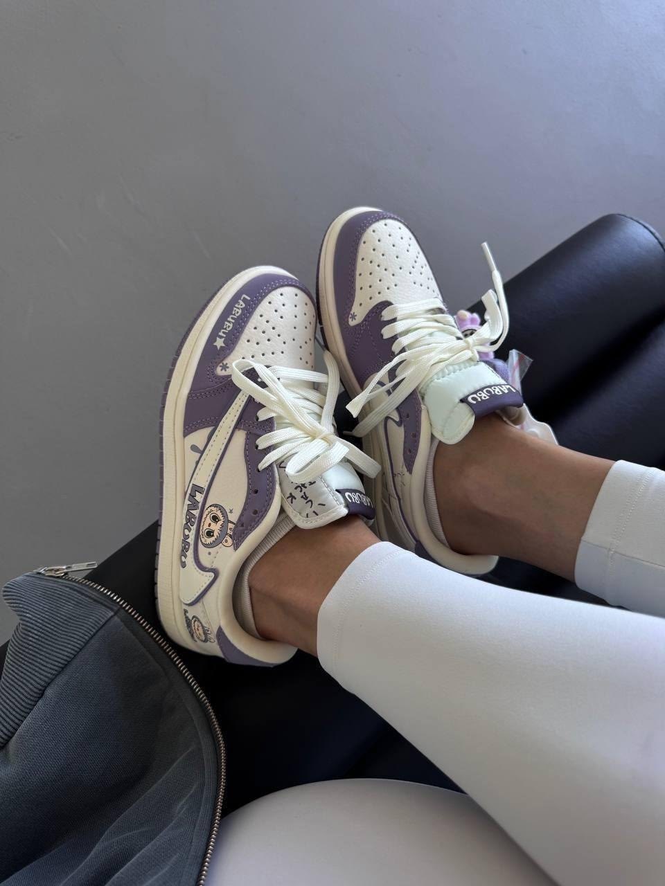 кроссовки,кроссовки женские nike air jordan 1,кроссовки женскиe,оригинальные кроссовки,спортивная