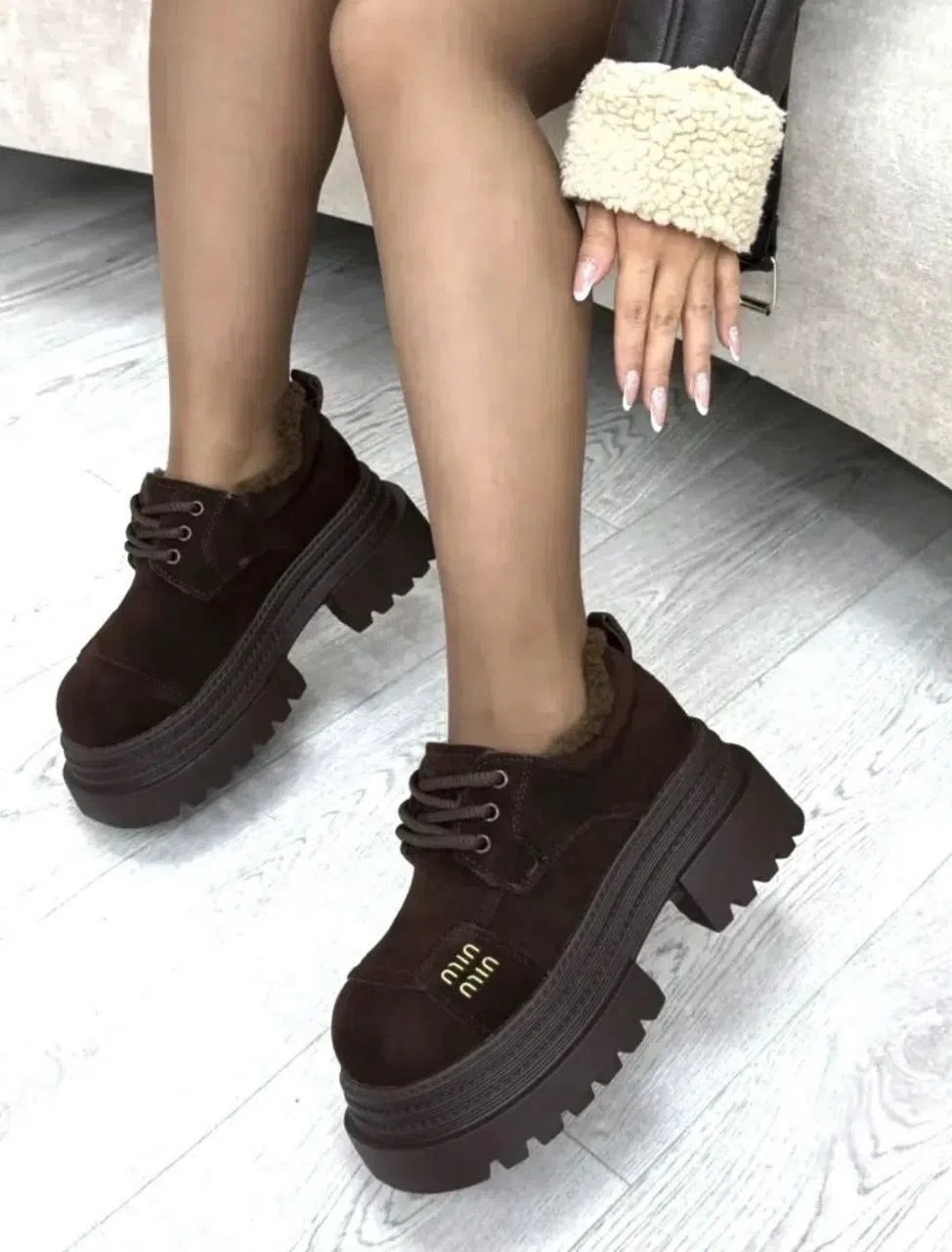 ,ботинки miu miu,женские ботинки, женская,ботинки замш
