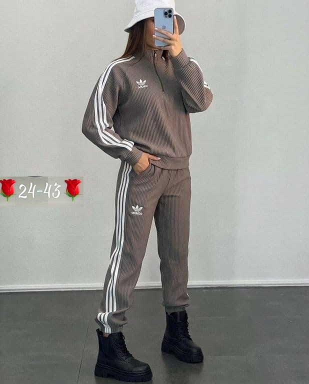 спортивный костюм женский adidas,костюм спортивный женский,женский спортивный костюм адидас,костюм спортивный женский adidas арт. 11897334,женский костюм адидас
