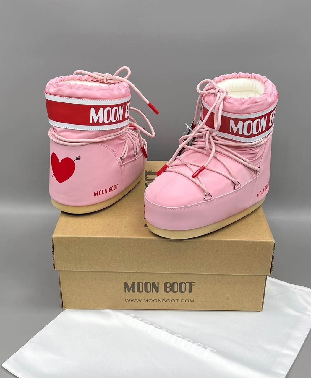 зимние сапоги moon boot розовый,дутики moon boot glance зимние сапог розовый размер 39 ru,луноходы женские,низкие зимние ботинки icon moon boot розовый,зимние ботинки mb icon low nylon moon boot розов