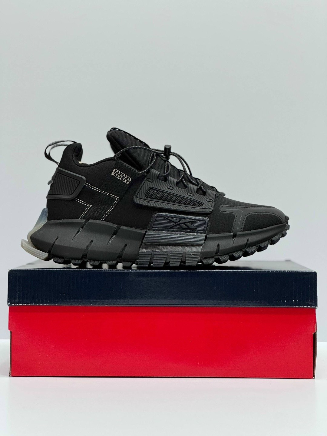 кроссовки reebok zig kinetica edge,кроссовки reebok zig kinetica,кроссовки мужские reebok zig kinetica edge,спортивные кроссовки мужские reebok zig kinetica edge черные 43 eu,мужские кроссовки reebok