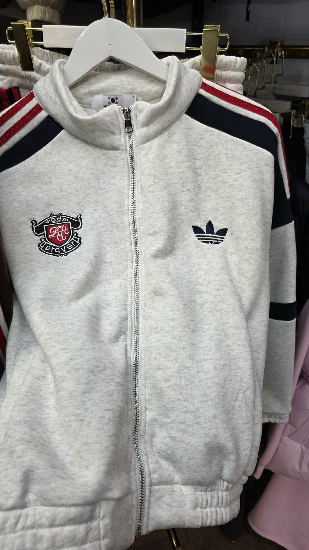 олимпийка adidas originals sst tracktop,олимпийка adidas originals,детский спортивный костюм adidas originals,олимпийка адидас firebird красная,спортивный костюм adidas originals adicolor