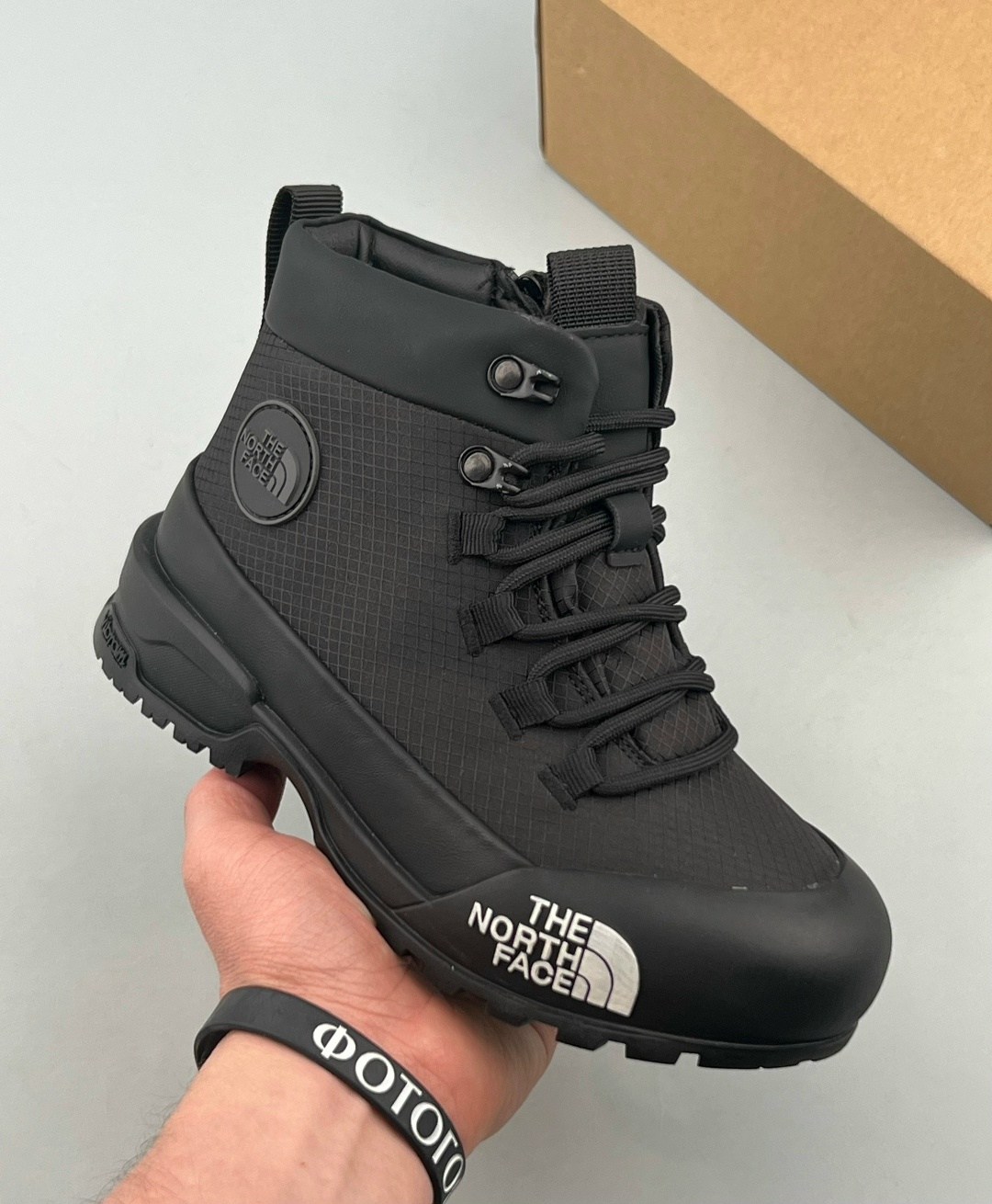 мужская походная  the north face black,ботинки the north face,кроссовки мужские the north face,зимние ботинки the north face,the north face ботинки мужские