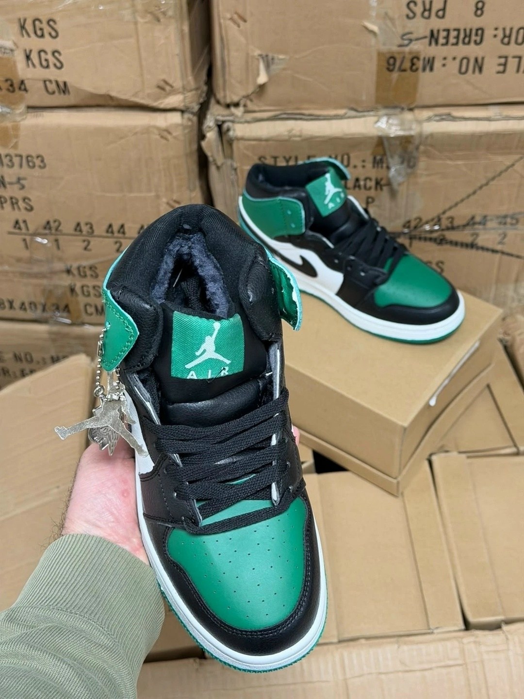 air jordan 1 mid pine green,кроссовки,nike air jordan 1,nike air jordan 1 mid,кроссовки nike air jordan 1