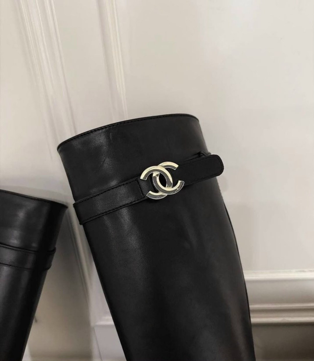 сапоги chanel,резиновые сапоги chanel,женские резиновые сапоги chanel черные,резиновые сапоги под шанель,резиновые сапоги шанель