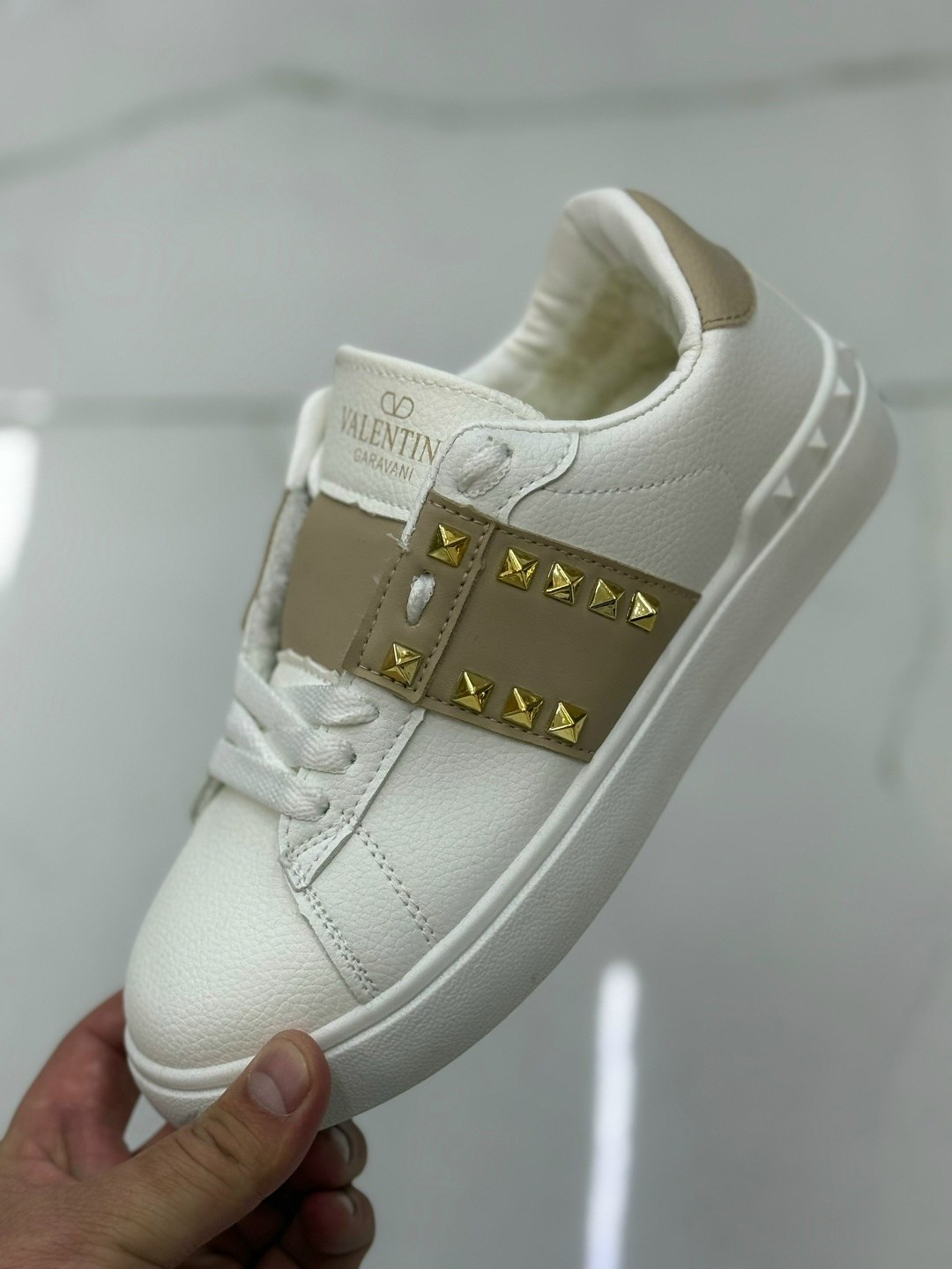 ,кроссовки valentino,кроссовки валентино,женские кроссовки valentino, спортивная