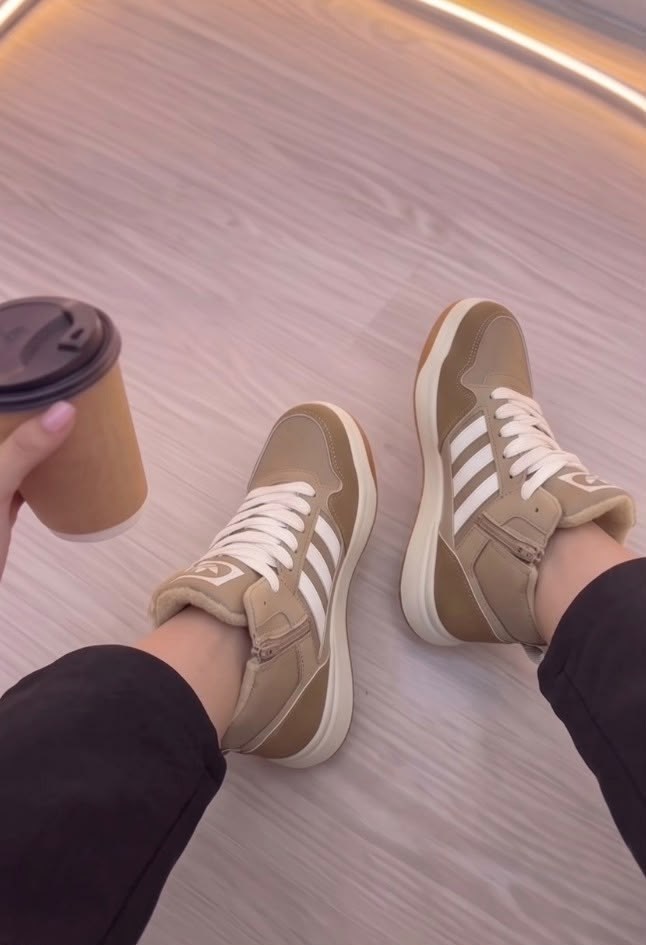 кроссовки зимние adidas,зимние кроссовки adidas retropy f2 hi,,кроссовки adidas,зимние женские кроссовки