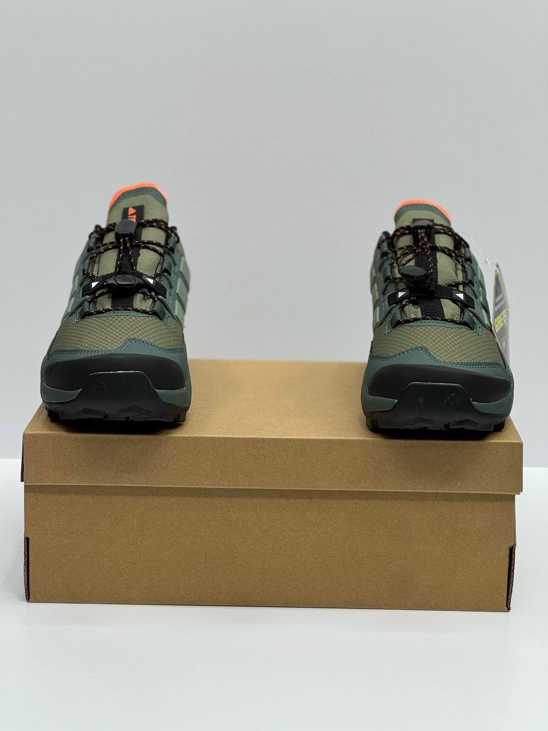кроссовки adidas terrex,треккинговая  adidas terrex skychaser,треккинговые кроссовки adidas outdoor terrex,adidas terrex,adidas terrex gore tex