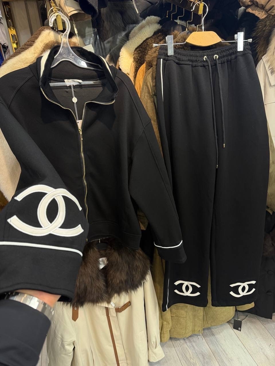 костюм chanel,костюм спортивный chanel,спортивные костюмы женские,одежда шанель,костюм спортивный