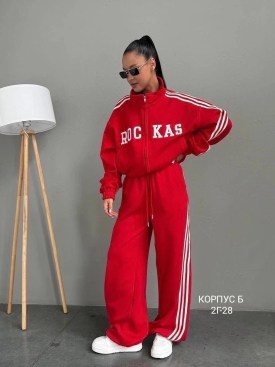 Костюм