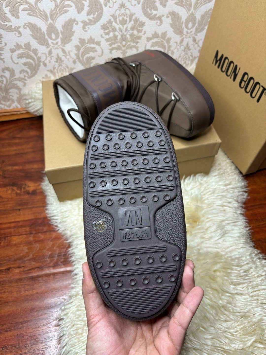 ,мун бут,луноходы женские,moon boot дутые ботинки mtrack tube серый,зимние ботинки moon boot
