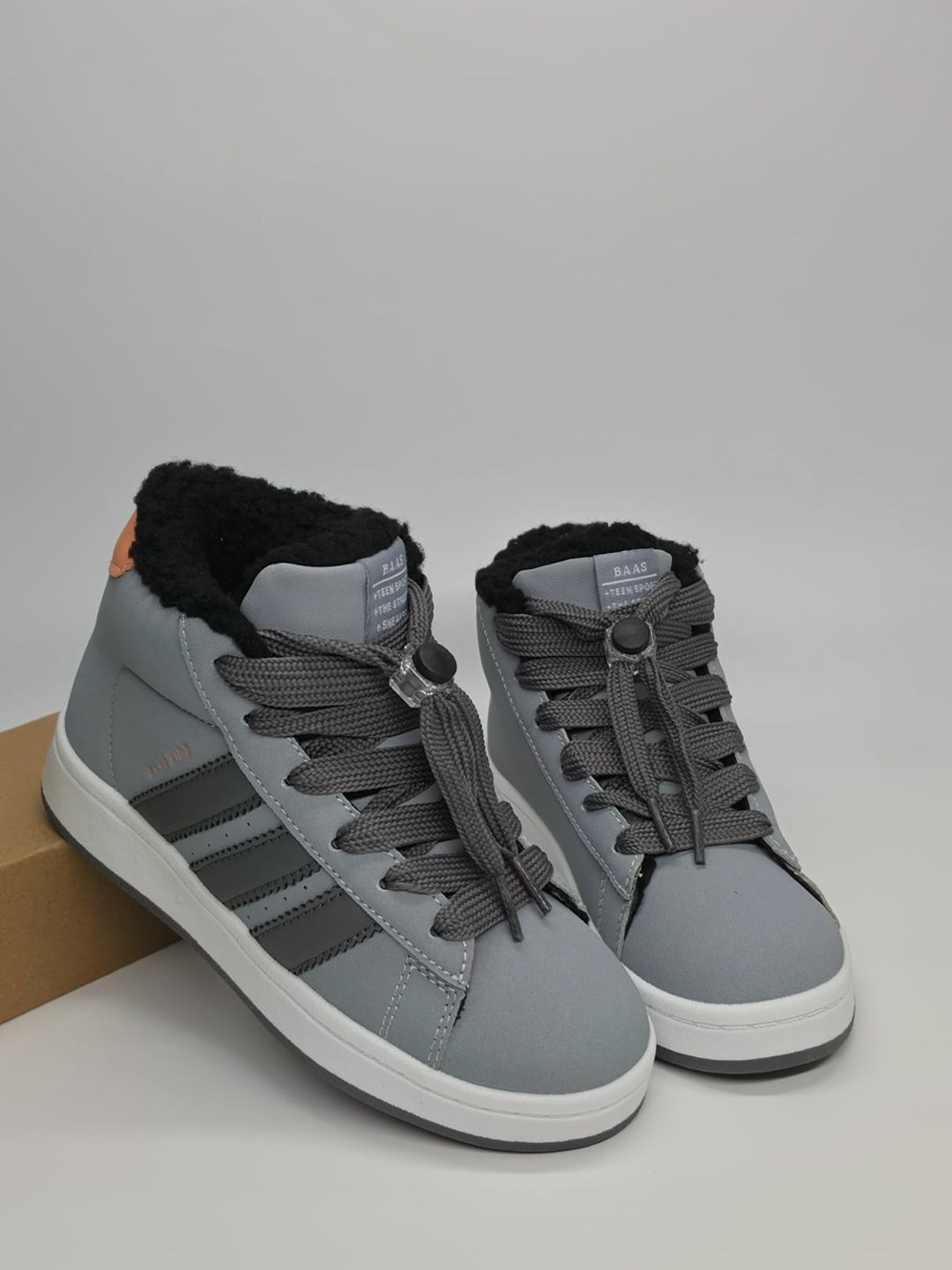 зимние кроссовки adidas campus high цвет серый,зимние кроссовки adidas campus высокие с мехом,зимние кроссовки adidas campus high,,кроссовки зимние adidas campus с мехом