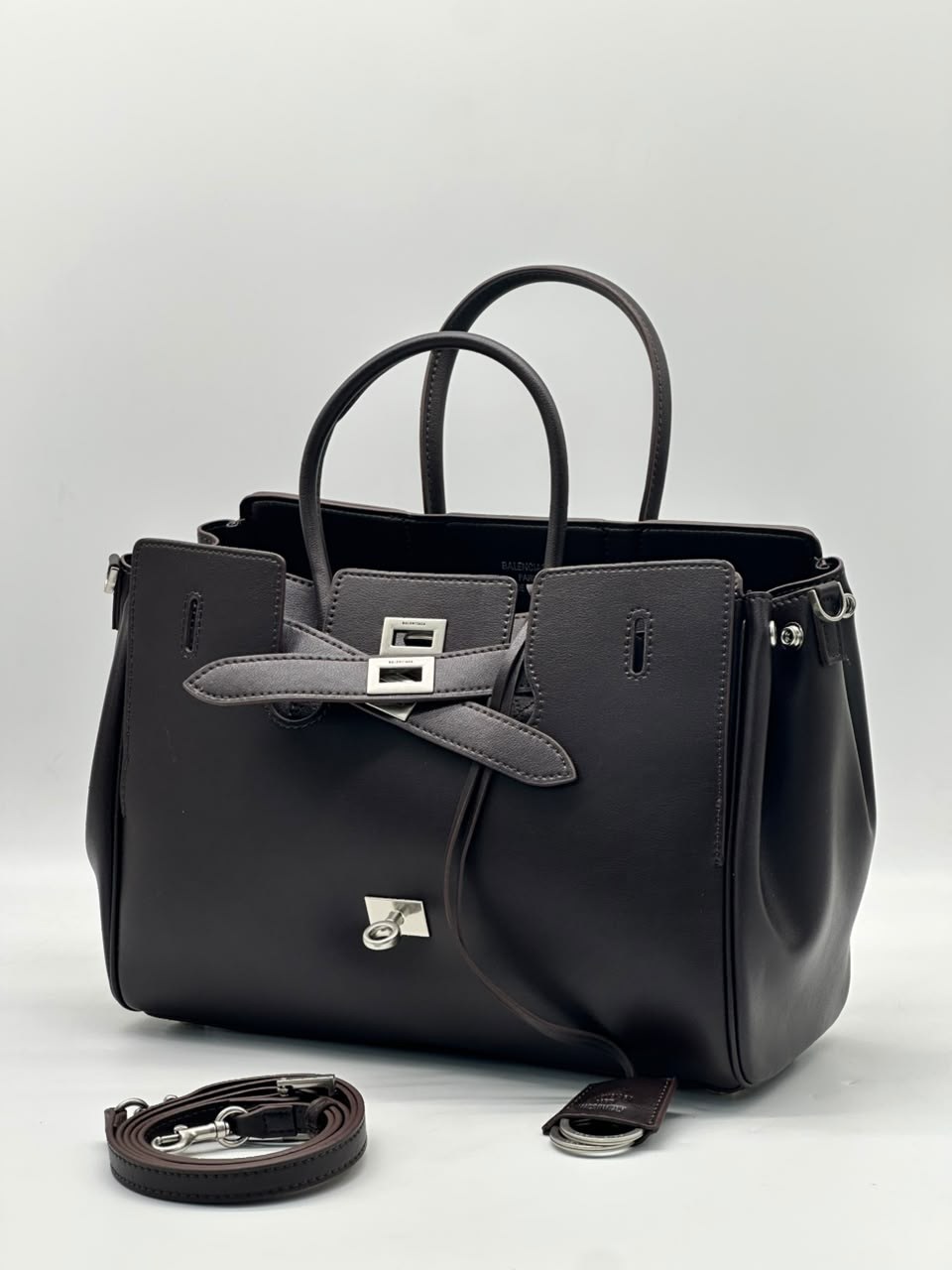 сумка balenciaga,женская сумка balenciaga,сумка натуральная кожа balenciaga,bel air средняя универсальная сумка balenciaga,сумка balenciaga bel air натуральная кожа