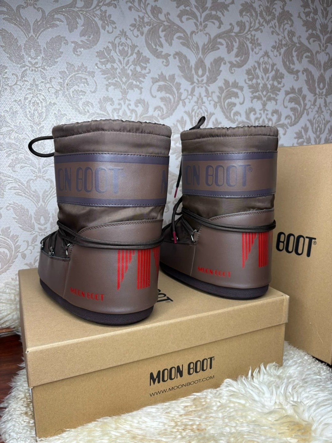 зимние ботинки moon boot,,луноходы женские,ботинки moon boot,зимние ботинки moon boot icon черный