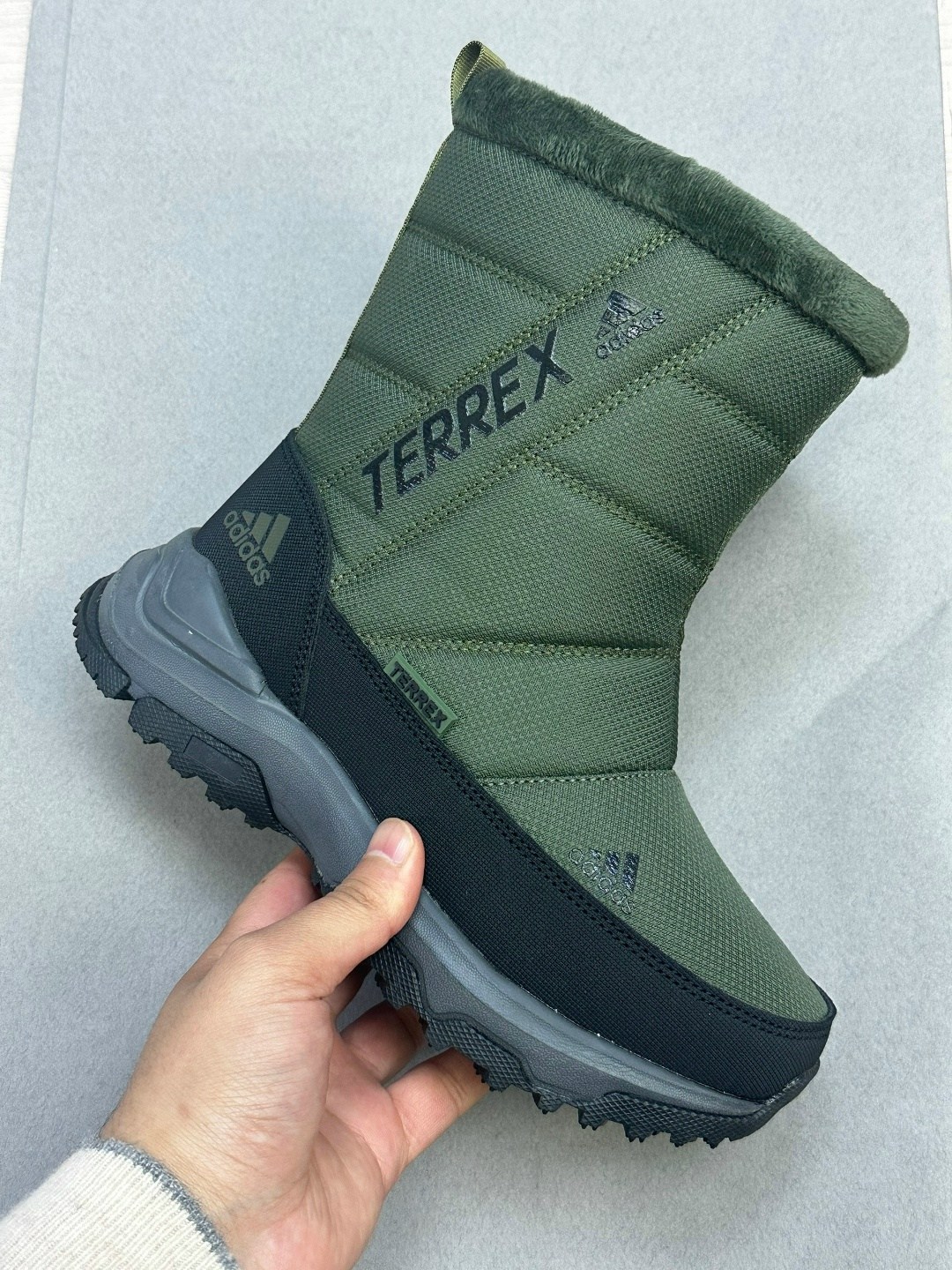 дутики зимние на меху adidas terrex,дутики сапоги короткие зимние адидас adidas terrex,дутики adidas,дутики adidas зимние непромокаемые,дутики зимние на меху adidas terrex adidas цвет черный
