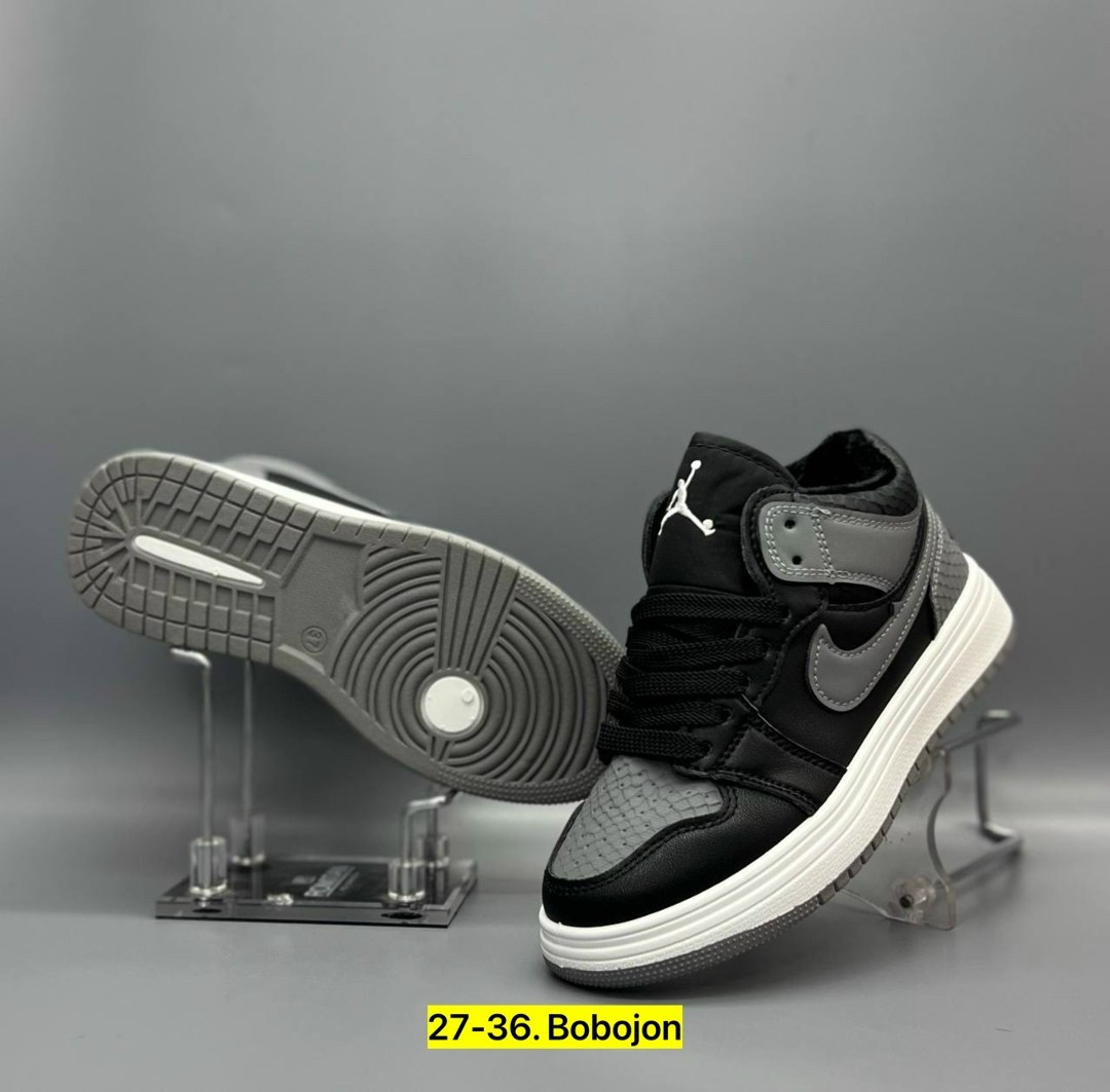 кроссовки,кроссовки мужские nike air jordan 1,кроссовки мужские nike air jordan,мужской кроссовки,женские кроссовки