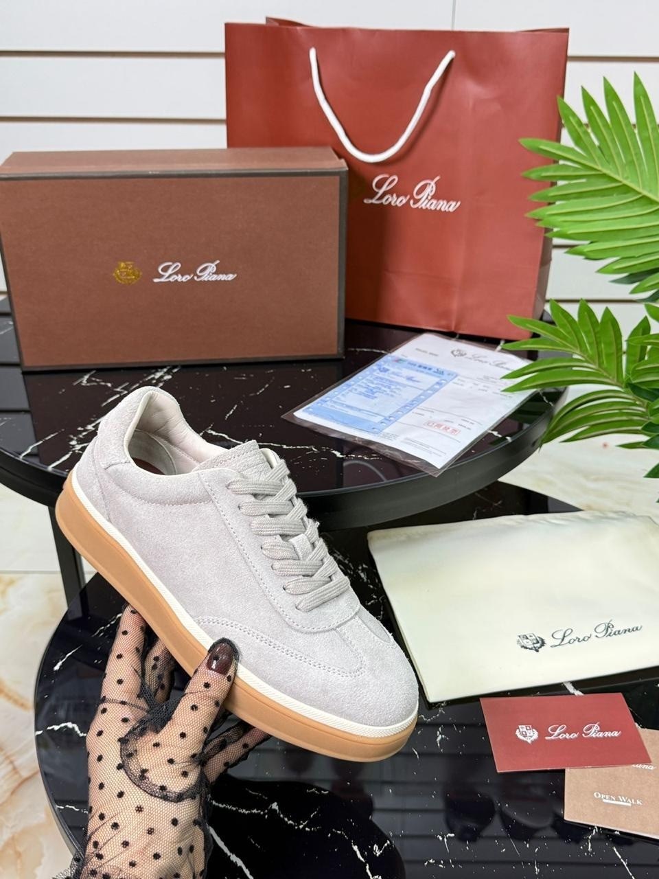 ,кроссовки loro piana,кеды loro piana,кеды из натуральной замши,замшевые кеды
