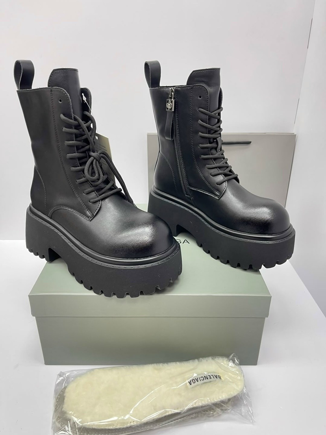 ,ботинки balenciaga,женские ботинки,женские ботинки celine,celine ботинки