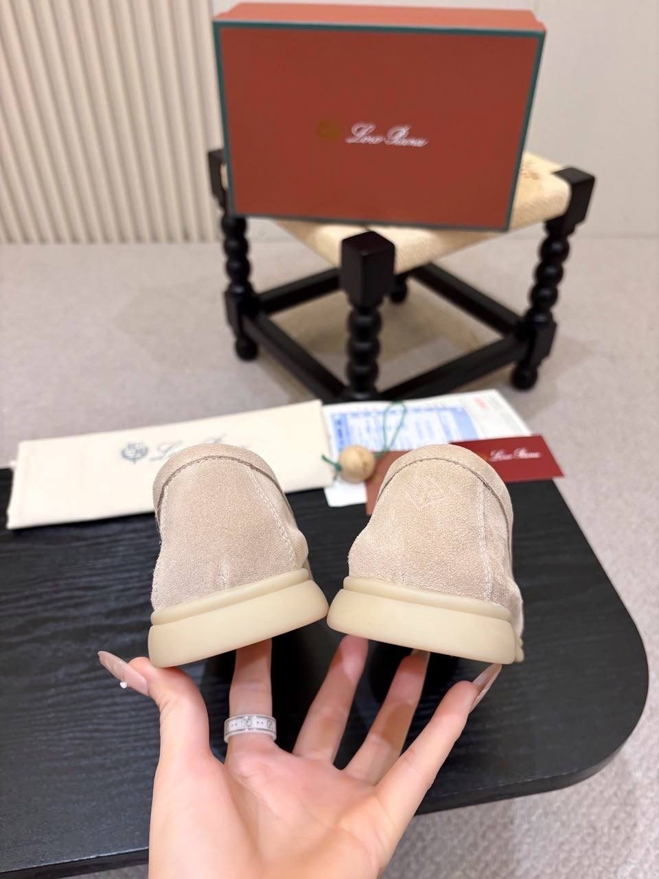 лоферы из натуральной замши loro piana,лоферы из натуральной замши loro piana premium shoes,лоферы loro piana,loro piana мужские лоферы,лоферы loro piana женские