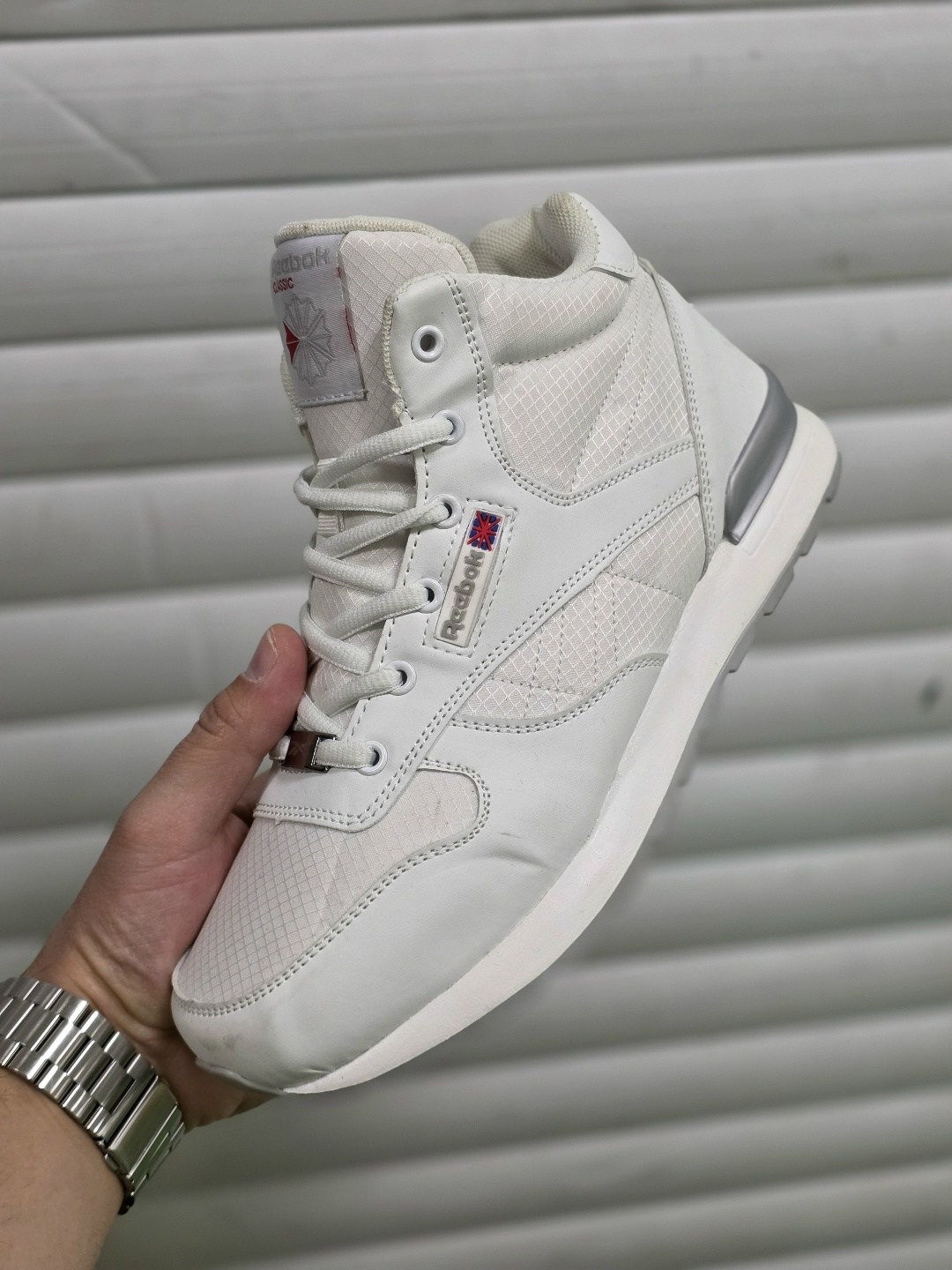 reebok зимние кроссовки,reebok зимние кроссовки мужские,кроссовки reebok,зимние кроссовки высокие с мехом reebok cavalini,зимние кроссовки мужские