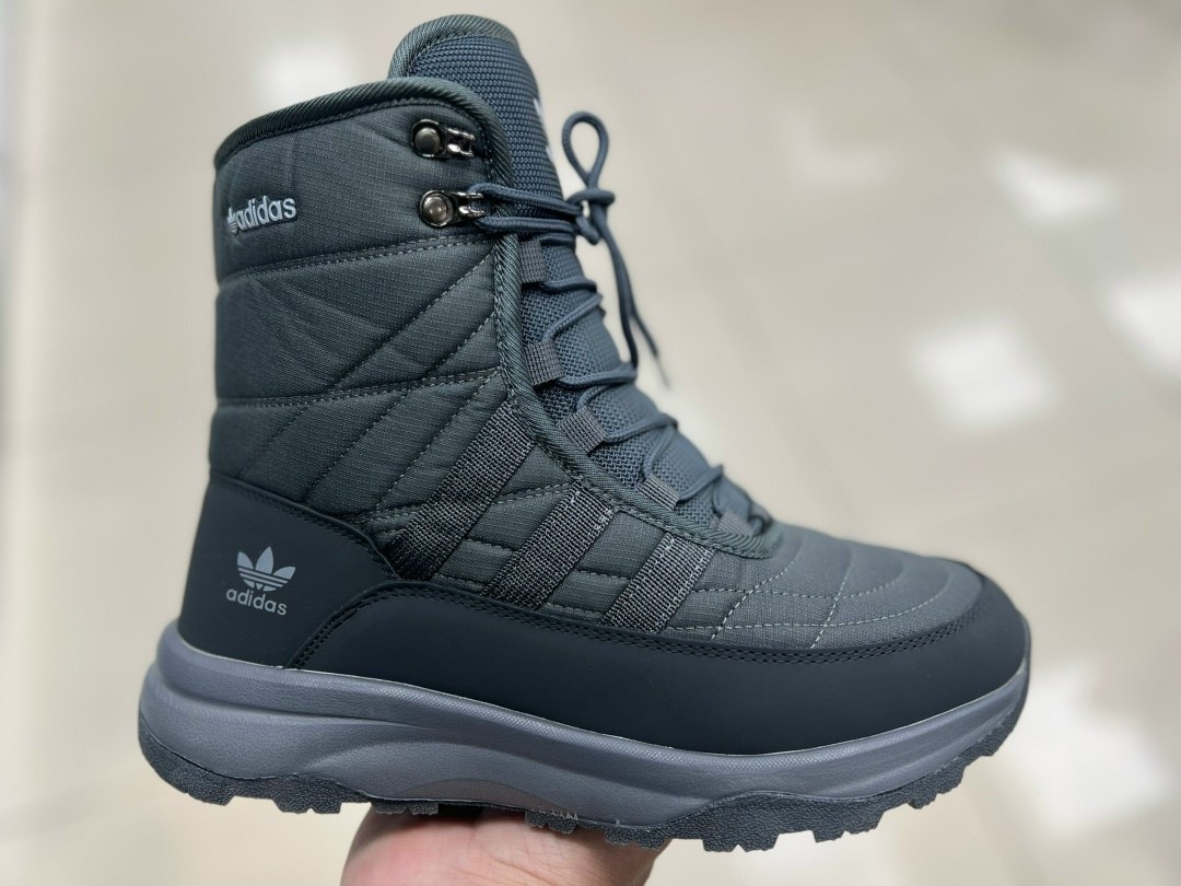 дутики adidas,дутики ,зимняя женская ,,адидас дутики