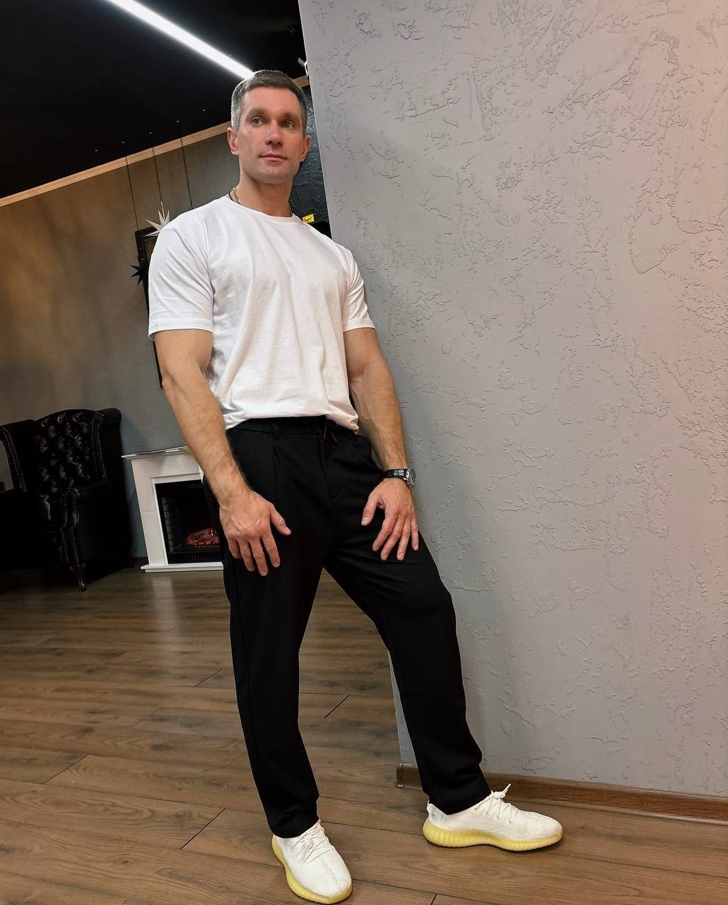 спортивные брюки мужские,спортивные брюки,мужские брюки,брюки мужские серые,брюки мужские прямые
