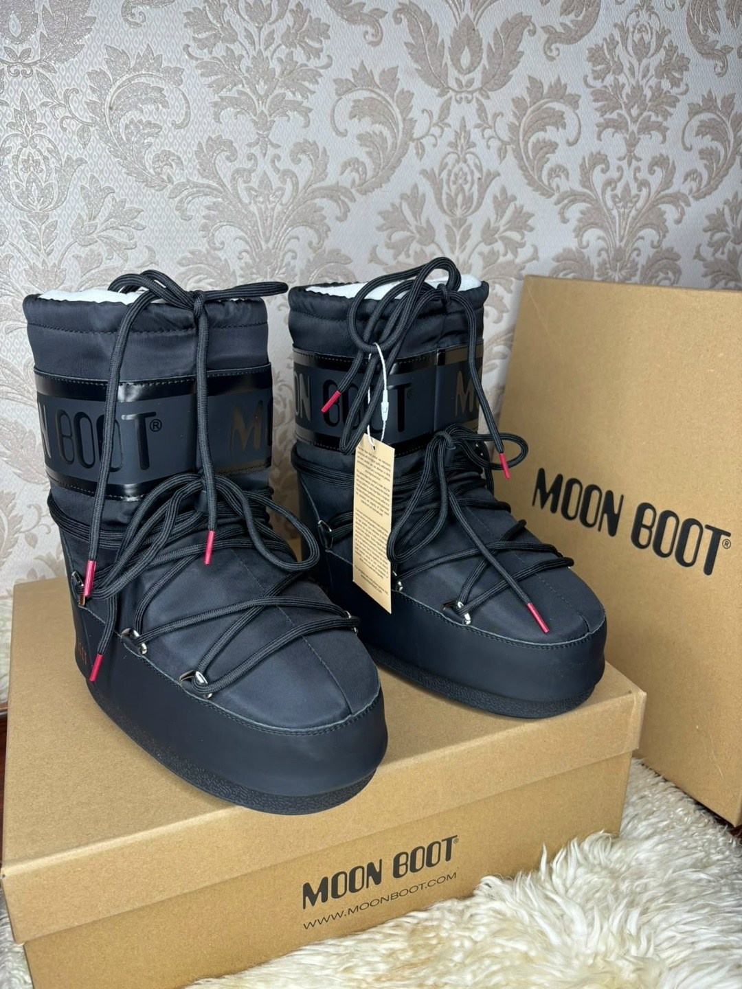 зимние ботинки moon boot,,луноходы женские,ботинки moon boot,зимние ботинки moon boot icon черный