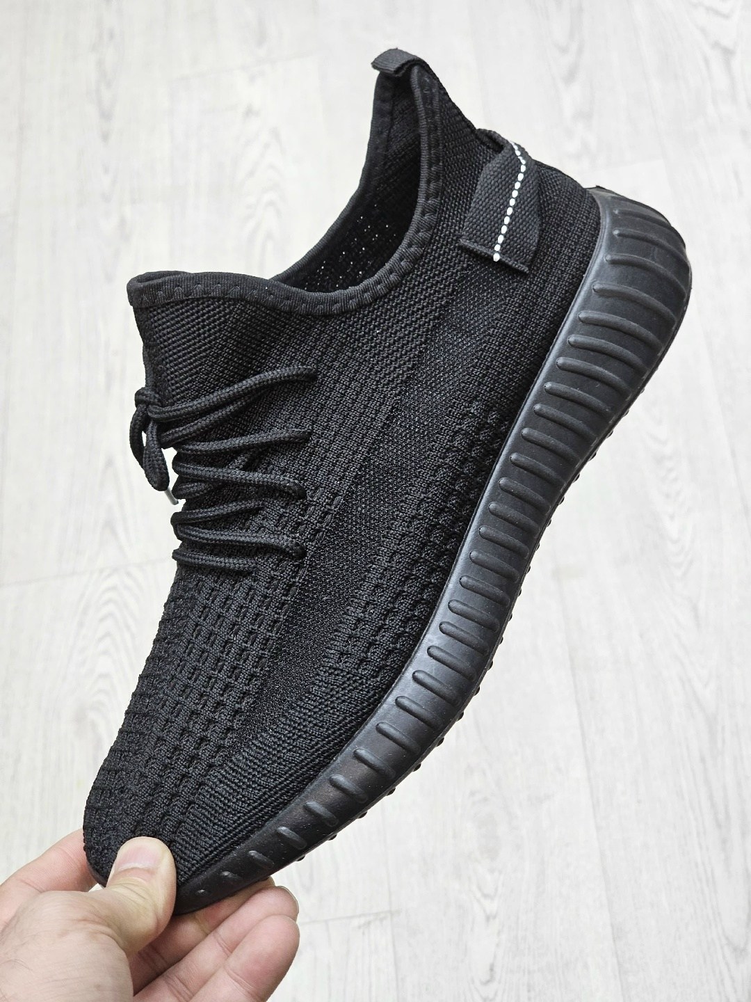 ,кроссовки мужские yeezy boost 350,кроссовки изи,изики кроссовки,кроссовки изики мужские