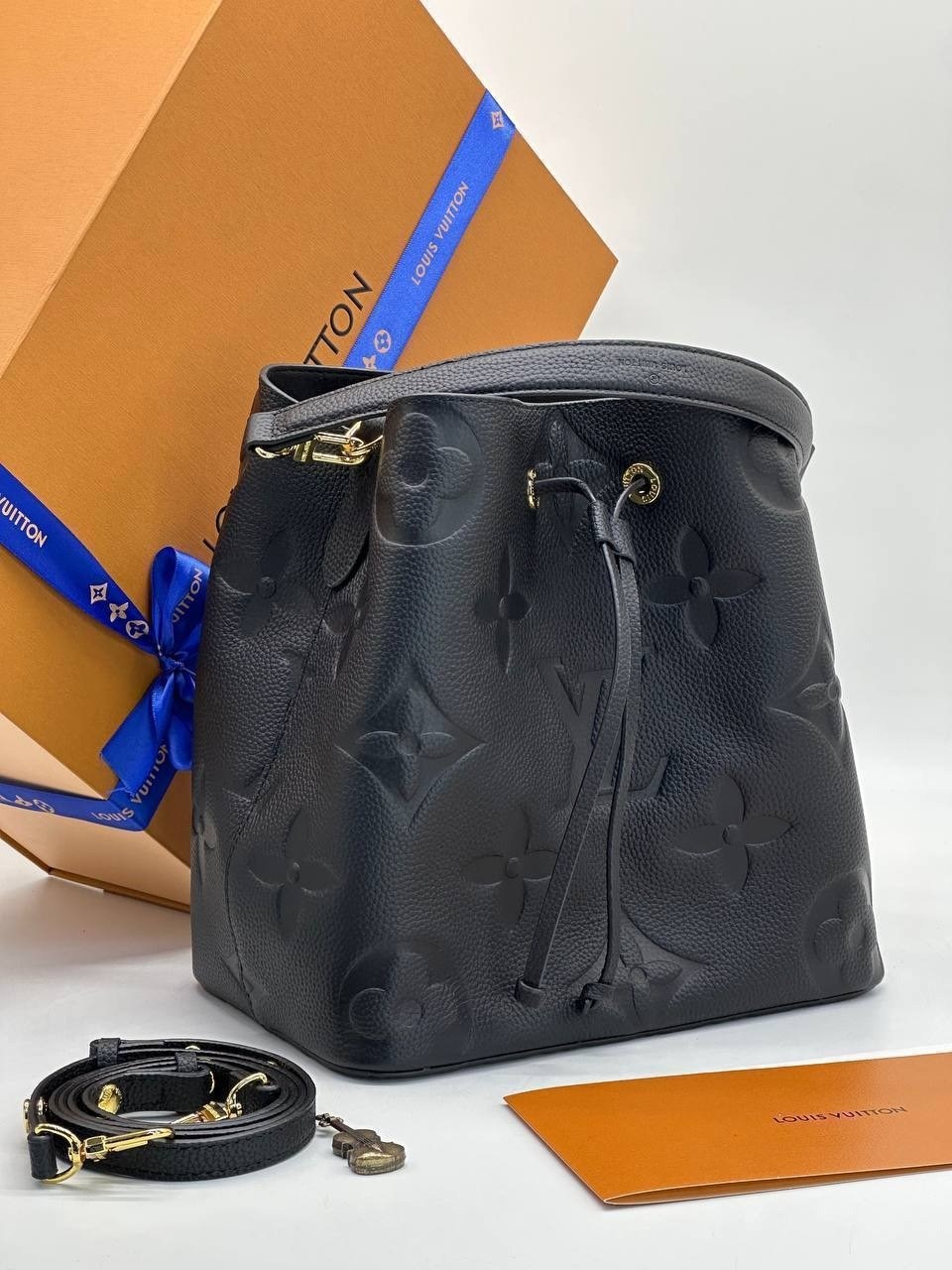 cумка louis vuitton,сумка мужская louis vuitton,сумки луи виттон,луи виттон сумка мужская,сумка женская луи виттон