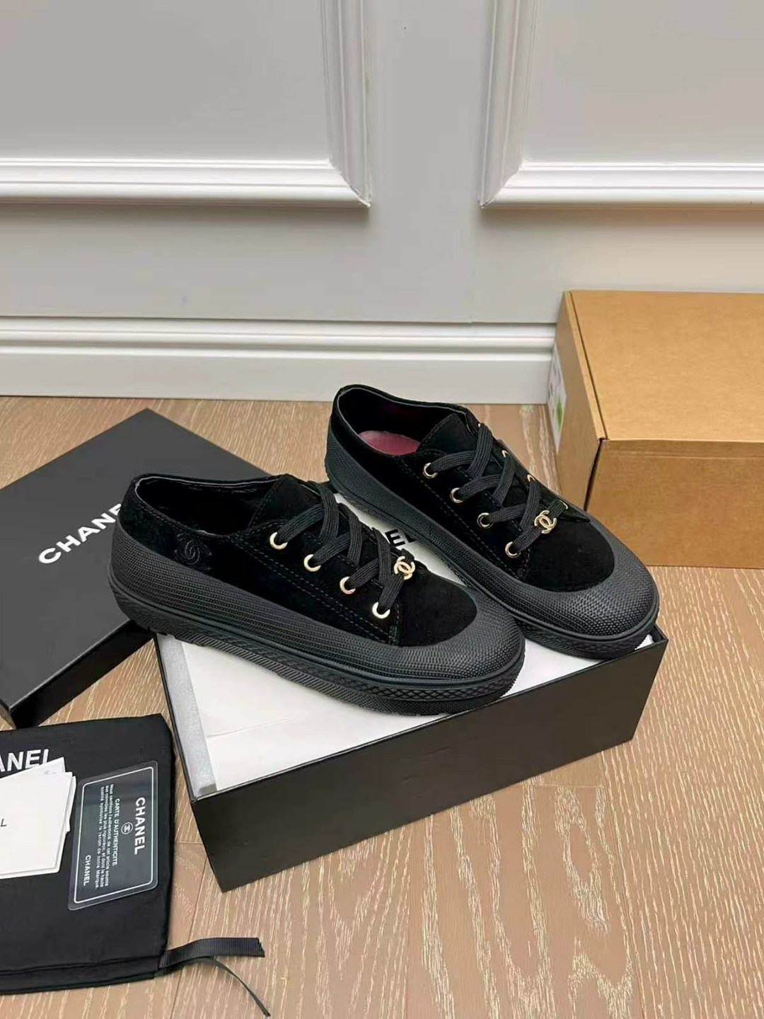 ,кроссовки chanel,chanel кеды,кеды женские chanel,кеды шанель