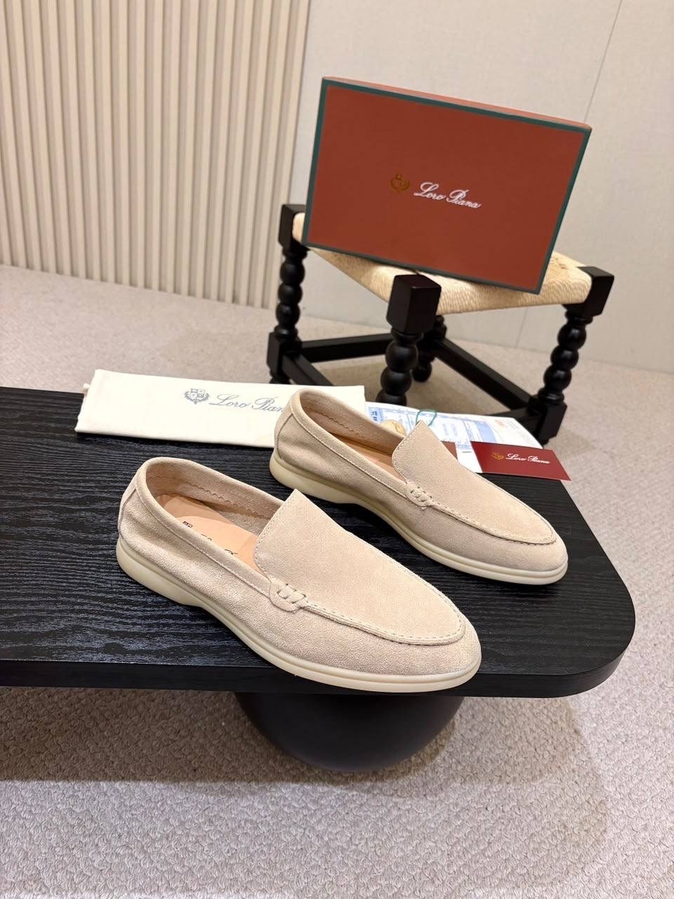 лоферы из натуральной замши loro piana,лоферы из натуральной замши loro piana premium shoes,лоферы loro piana,loro piana мужские лоферы,лоферы loro piana женские