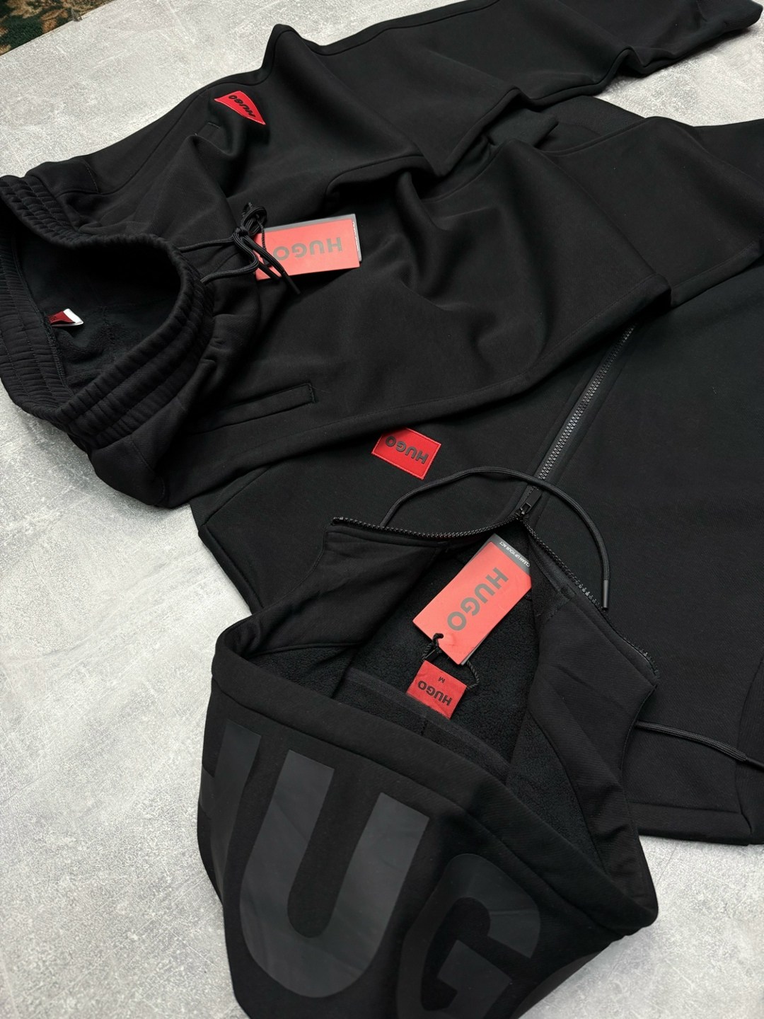 спортивный костюм hugo boss,мужской спортивный костюм,спортивный костюм,спортивный костюм hugo