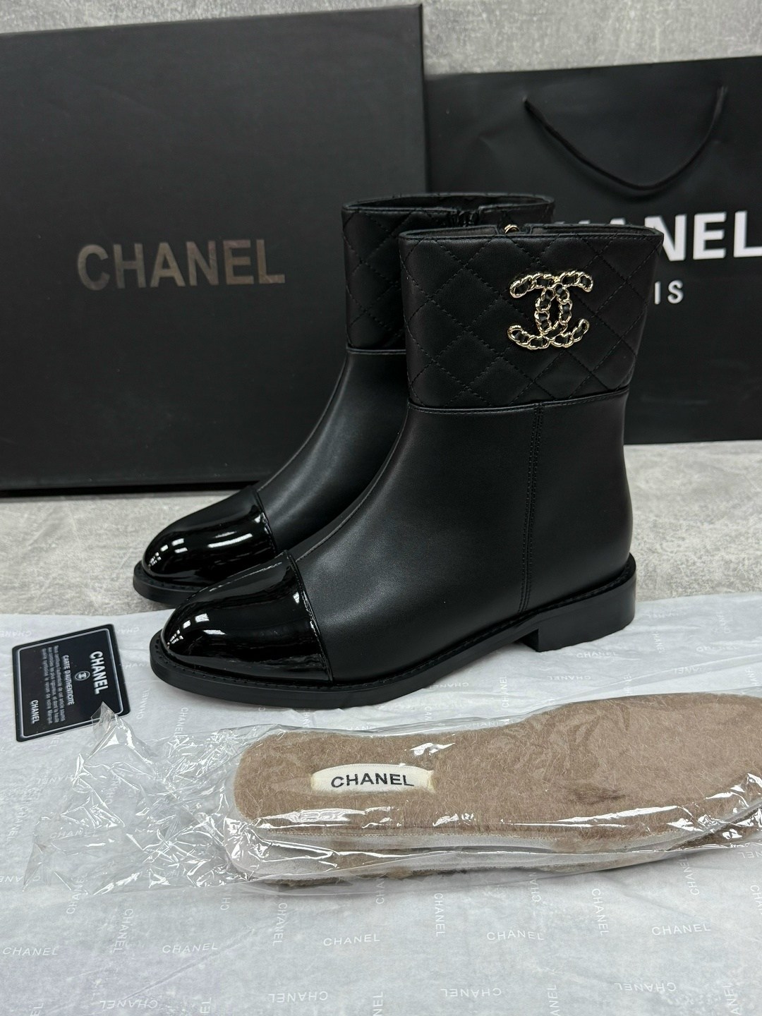 ботинки chanel,сапоги chanel,ботильоны chanel,демисезонные женские ботинки в стиле chanel,