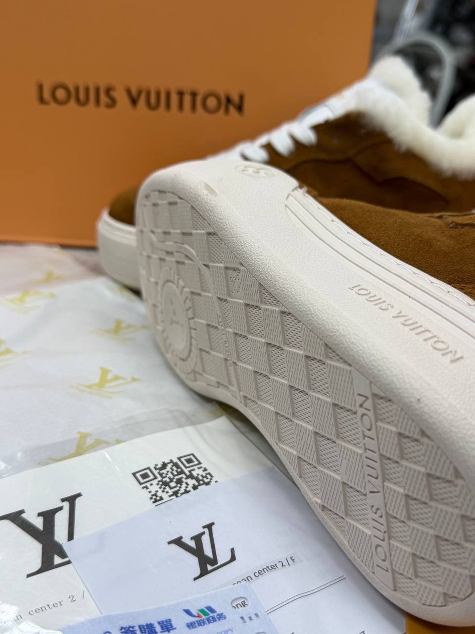 кроссовки женские louis vuitton,louis vuitton зимние кроссовки,кеды louis vuitton time out зимние бежевые,кроссовки louis vuitton,кеды женские зимние louis vuitton lv 36-41