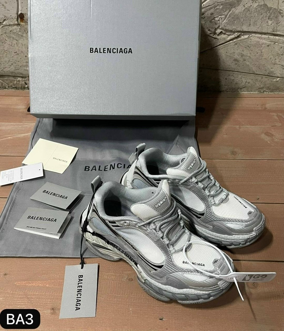 мужские черные кроссовки balenciaga track 2,кроссовки balenciaga runner lace-up черный,мужские черные кроссовки balenciaga track 2 lm-16372,кроссовки balenciaga,кроссовки баленсиага 3xl